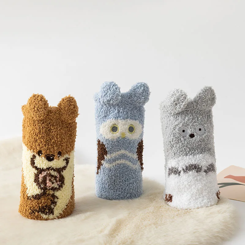 Alphabet-wool socks women's mid-tube socks thickened to keep you warm Cute socks