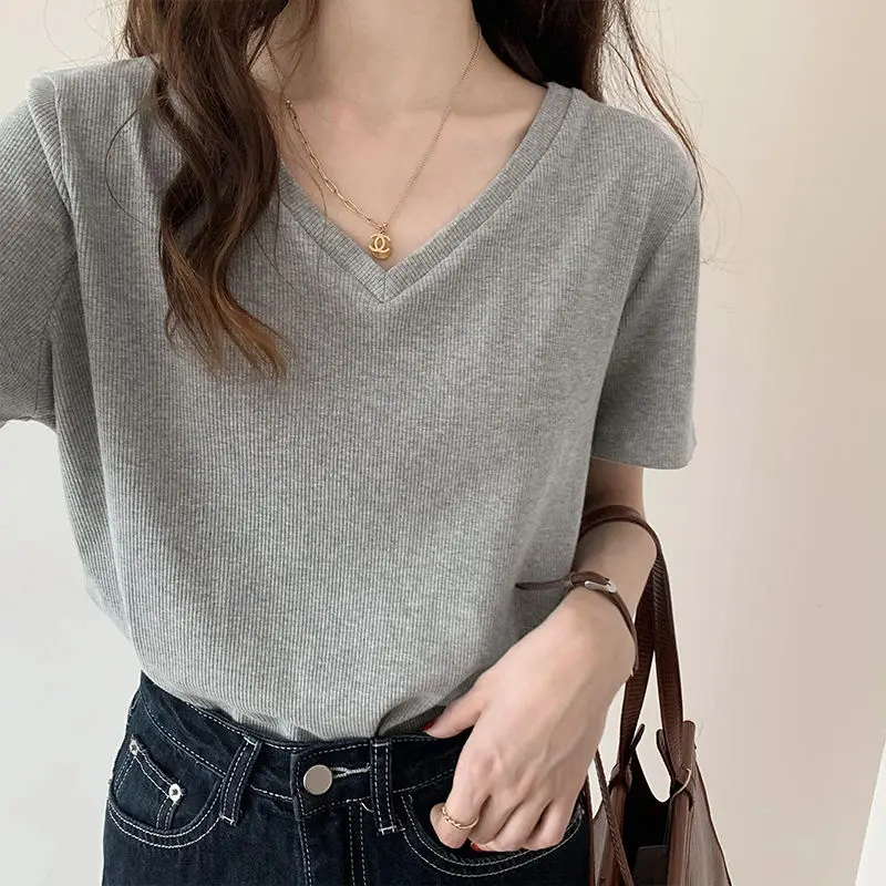 

Short-sleeved T-shirt Women's Summer New Korean Solid Loose V-neck Design Bottoming Shirt Top