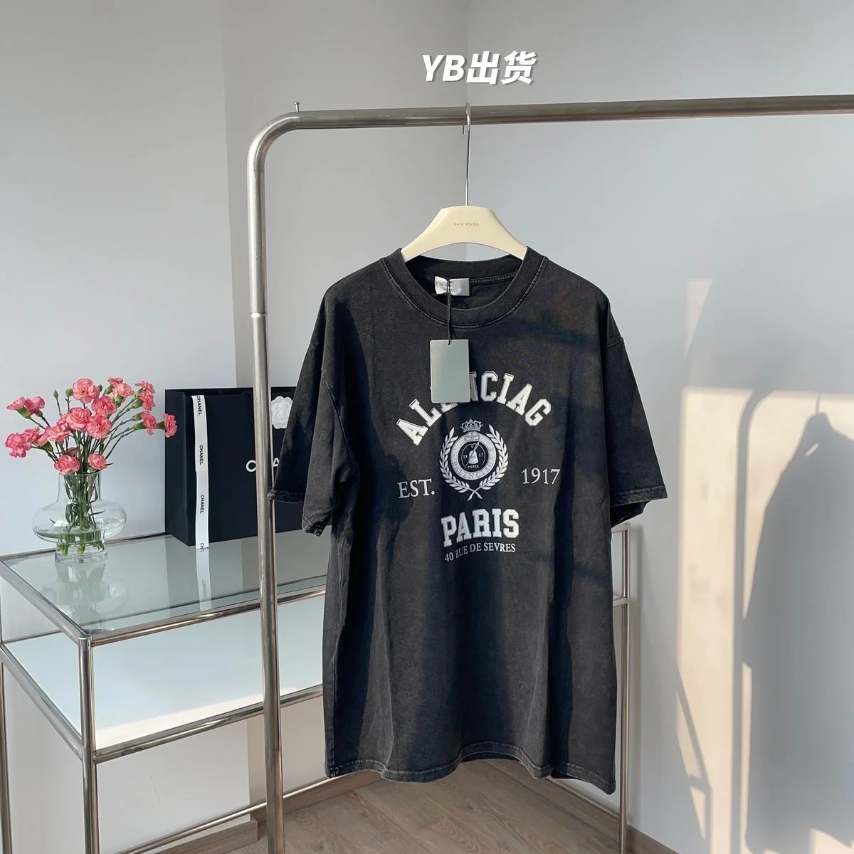 

Letter Cracking Printing Washing Black Short Sleeve T-shirt Summer Short Sleeve Vintage Women Gray Tee