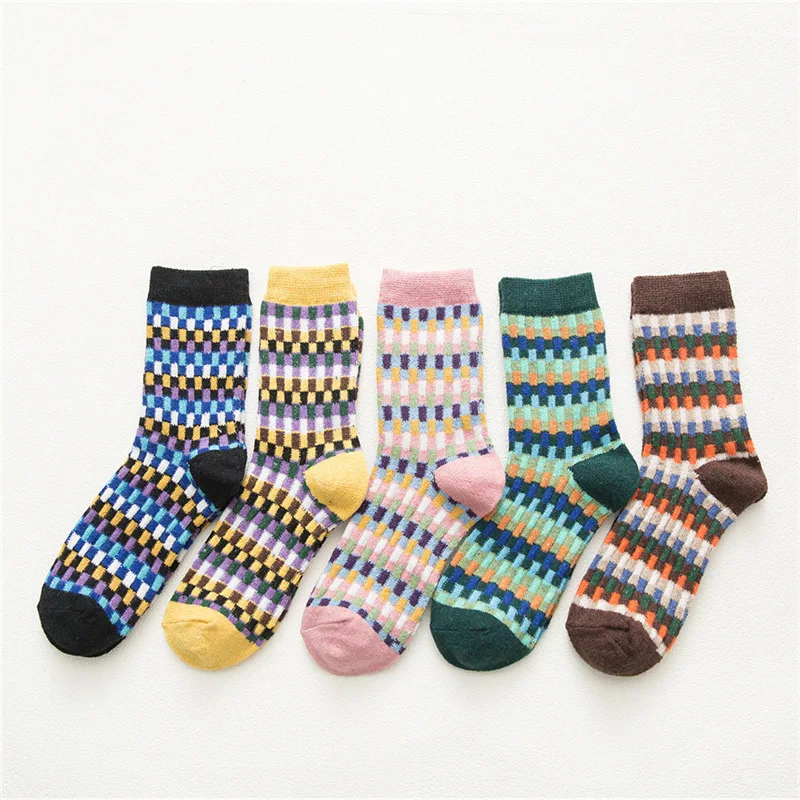 5 Pairs Women Wool Socks Autumn and Winter Warmer Cashmere Thermal Thicken Ethnic Style Stripe Women Socks