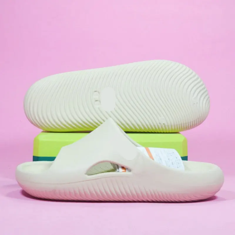 

Women's Summer Outdoor Slippers Beach Sandals Soft Bathroom Indoor Shoes for Women Men Croc Sandals Wrapped Slippers 36-45