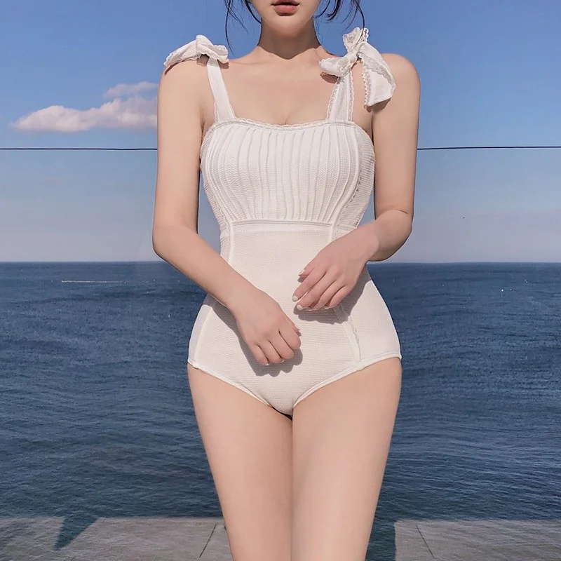 

Korea Monokini Women Swimwear Swimsuit High Quality Long Sleeve Mesh Bathing Suit sexy Monokini Beachwear 2021 New Maillot