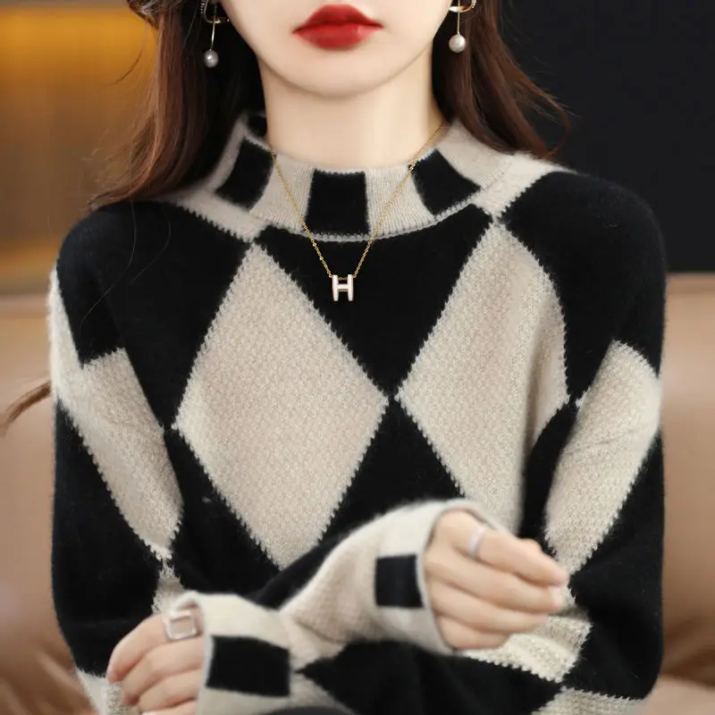 

2023 Spring New Women's Knitted Half High Collar Long Sleeve Plaid Print Sweater Fashion High End Top Sweater Pullover T654