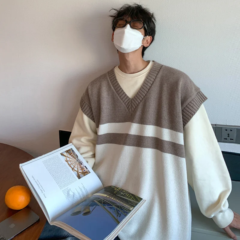 

Autumn V-neck Sweater Vest Men Warm Fashion Casual Knitted Pullover Men Korean Loose Sleeveless Sweater Mens Jumper Clothes
