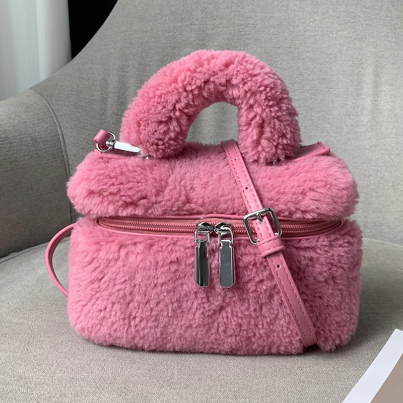 

Faux Fur Square Bags For Women Luxury Designer Handbag Purse 2023 New In Vintage Plush Lambswool Box Zipper Shoulder Crossbody