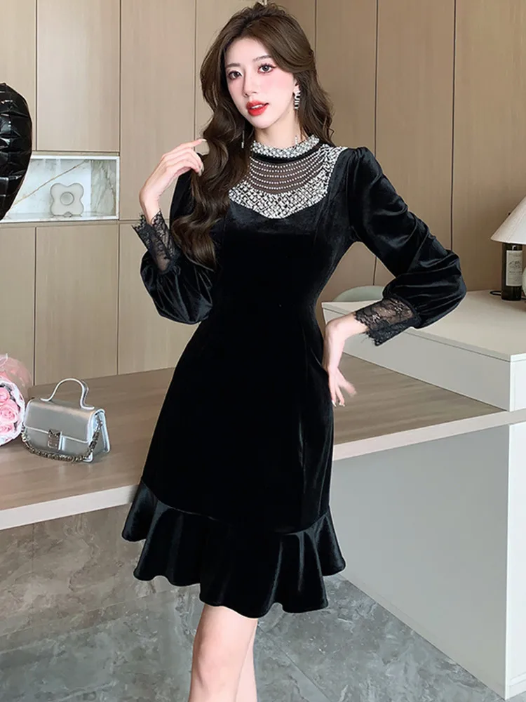 Женское винтажное платье SMTHMA черное бархатное с длинным рукавом и бусинами