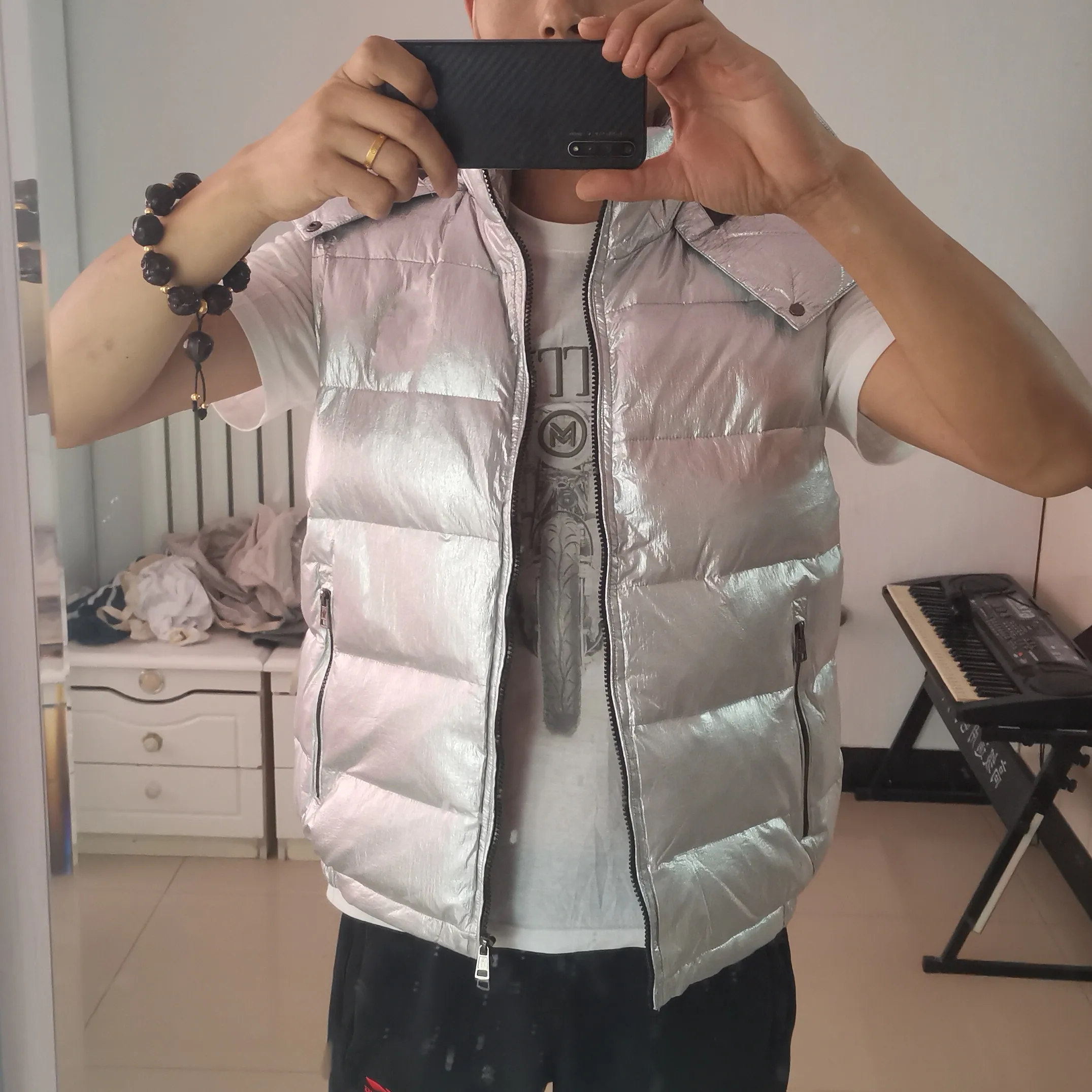 

Новинка Осень-зима 2022 серебристый мужской пуховик жилет для отдыха с капюшоном 95% белый утиный пух используется оригинальный заводской мат...