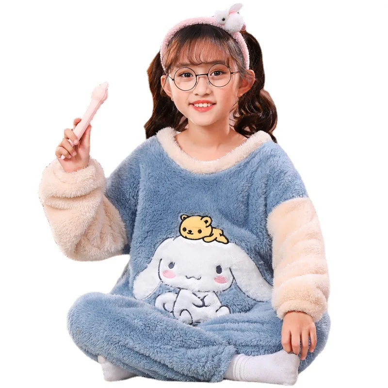 

Детская Пижама Cinnamorol, осенне-зимняя Милая одежда с мультяшным принтом для принцессы, свободная утепленная бархатная Домашняя одежда коралл...