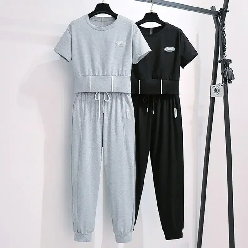 

Spring and Summer 2023 New Short Sleeve Sports and Leisure Suit Women's Short Loose T-shirt and Leggings Two piece Set