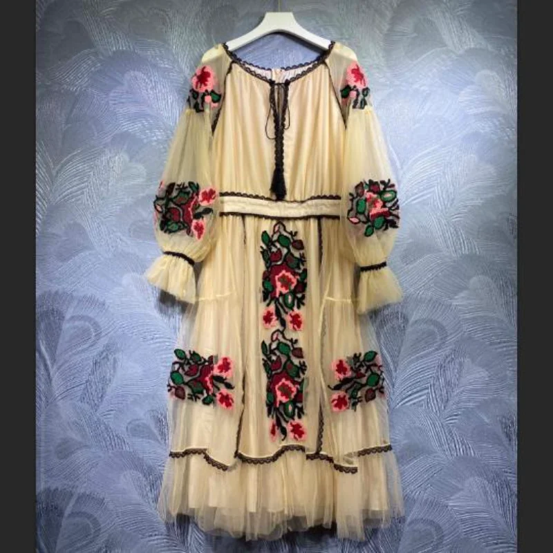 

2022 spring Lace Embroidery High-End Party woman dress Luxury Designer Pleated Zipper O-neck Long Sleeve maxi dresses for women