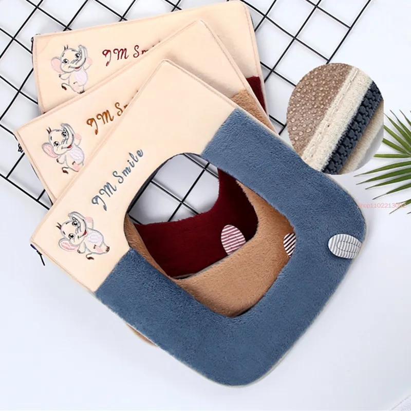 

Cartoon Cute Plush Square Toilet Cushion Bathroom Accessories Keep Warm with Zipper Waterproof Household Toilet Mat Washable