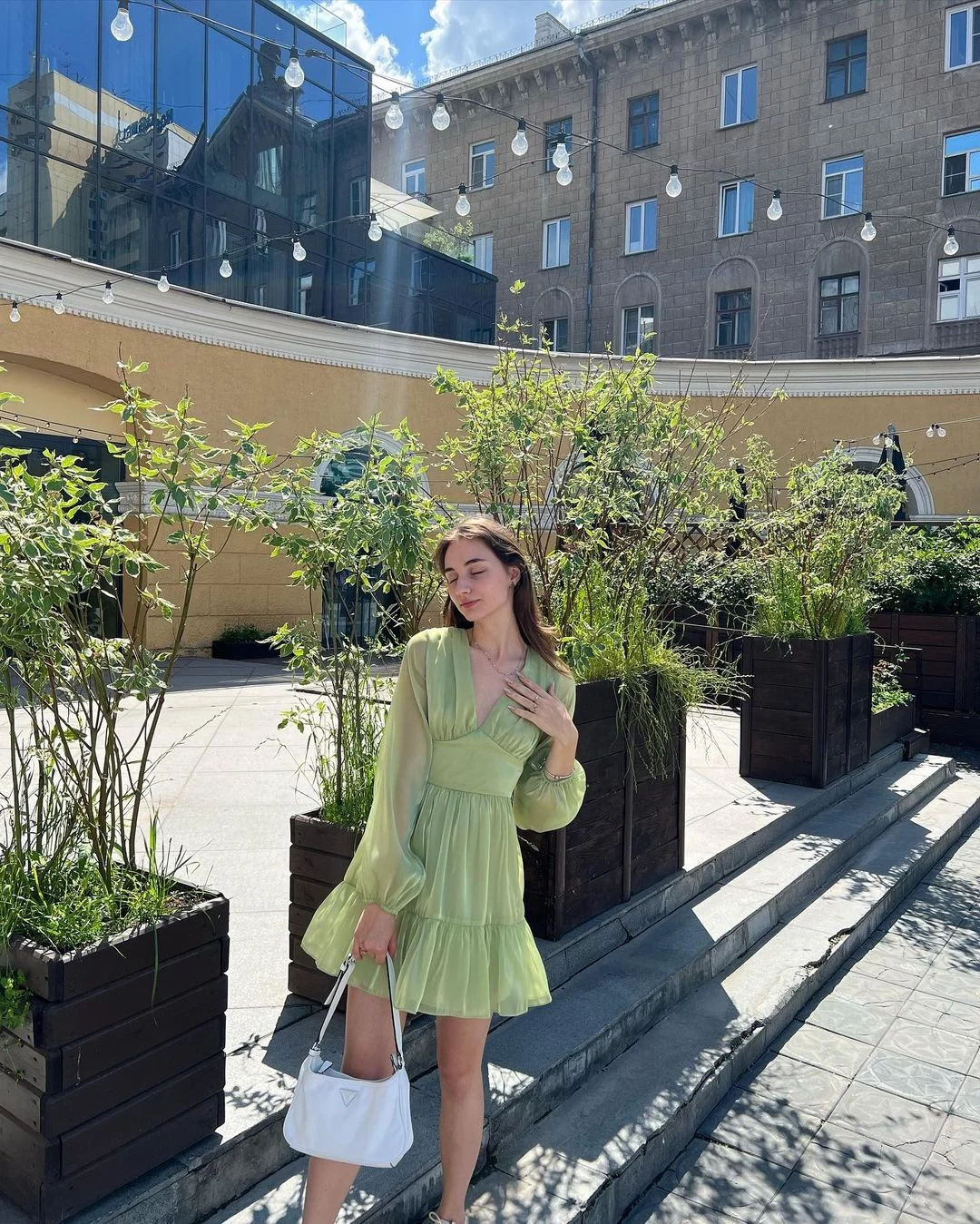 

2023 French Vintage Short Dress V-Neck Long Sleeve Twilight Green Dress with Waist Wrap Party Dress Fashion Woman Vestido