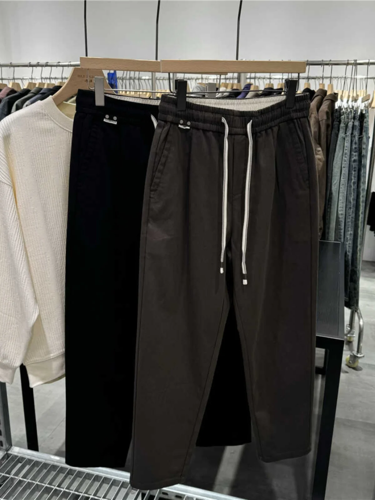 Осень 2024 мужские однотонные эластичные повседневные брюки с эластичной резинкой