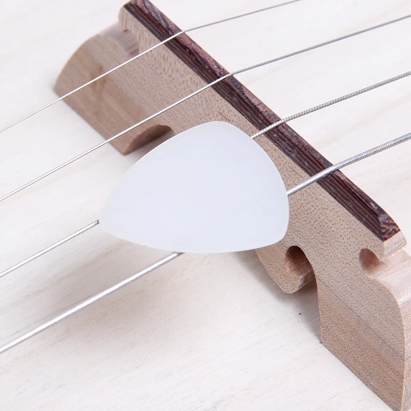 

FLOFAIR Chinese Traditional Musical Instrument Accessories Ruan Nylon White Water Drop Shape Paddle