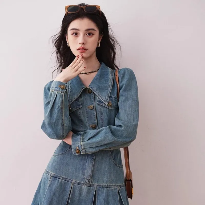 

Retro Polo Neck Denim Dress For Women In Autumn And Winter, New French Haute Couture Pleated Waist A-Line Short Skirt