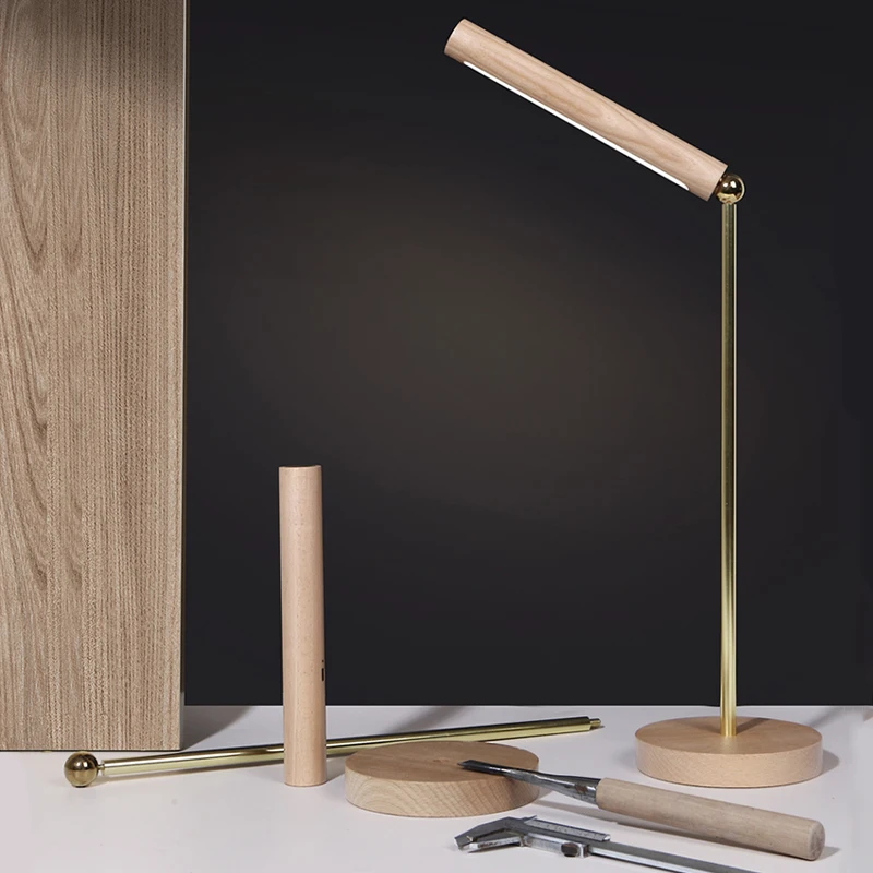 Деревянный светодиодный настольный светильник с поворотом на 360 ° сенсорным