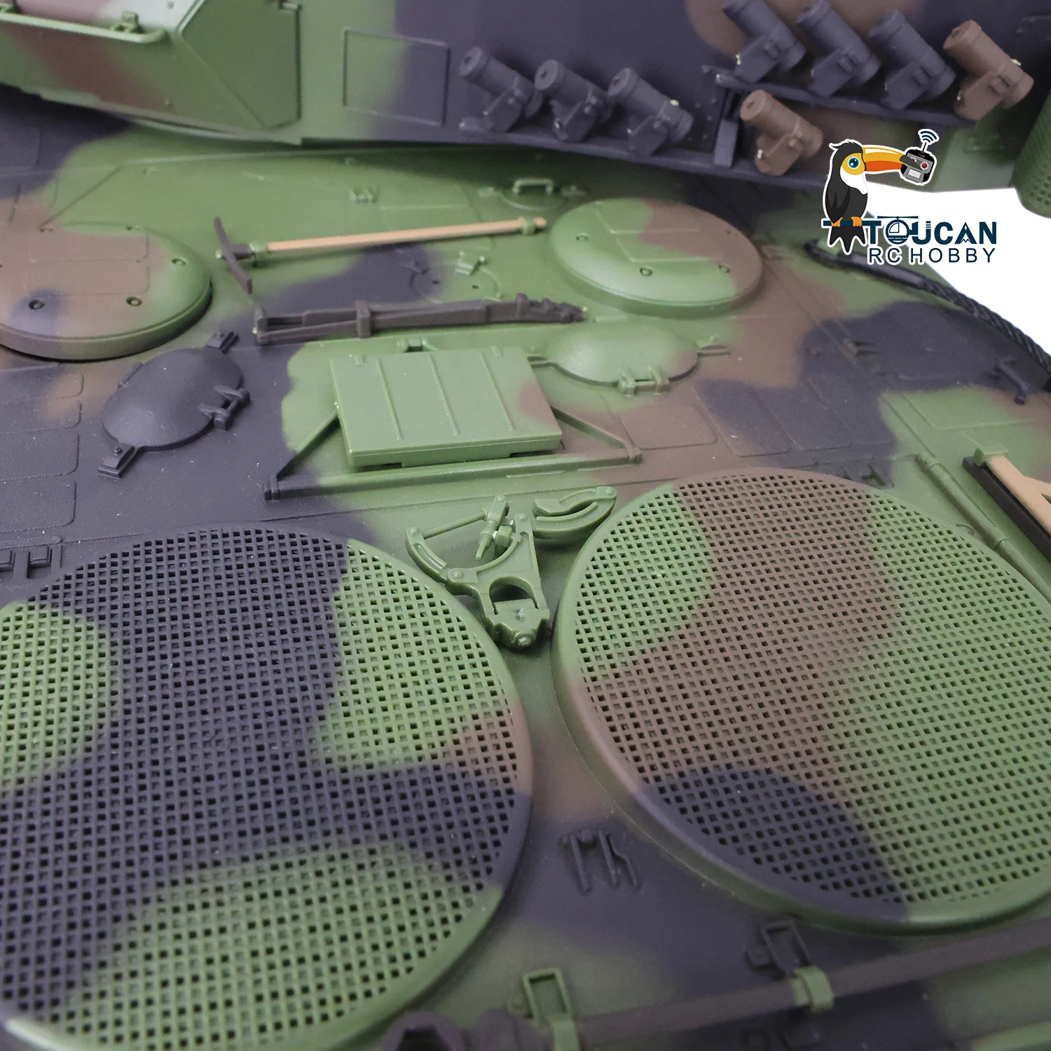Фото Радиоуправляемый танк Toucan 1/16 Heng Long TK7.0 Leopard2A6 3889 с металлическими гусеницами, колесами, откатом ствола, BB-пушкой, дымогенератором и пультом управления (Panzer) №1