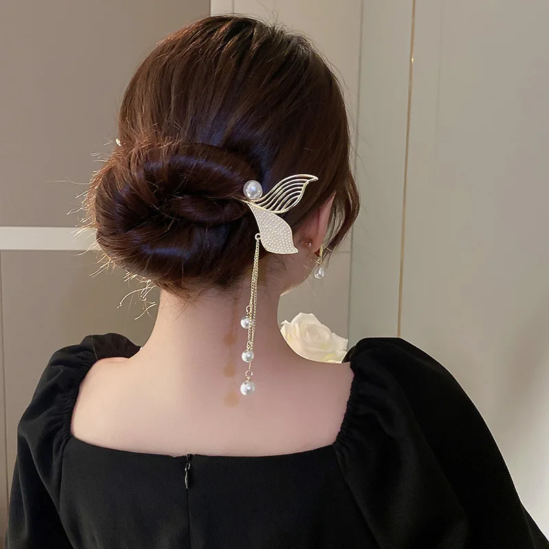 

Korean Fashion Hair Stick Pearl and Crystal Fishtail Fringe Hairpin Hair Sticks Simple Hair Accessories Female One-word Hairpin