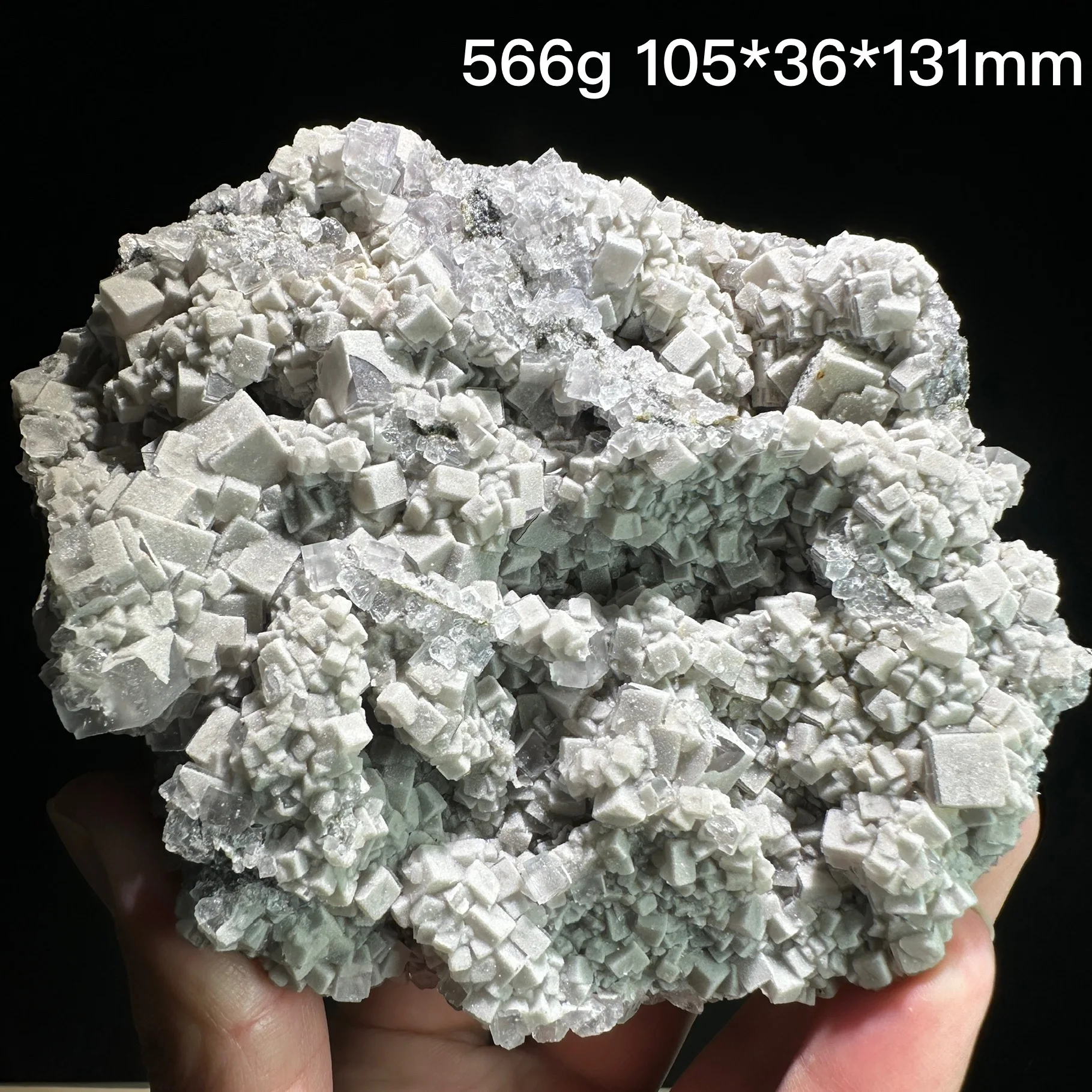 Натуральный флюорит зернистый образец кристаллической кластеры матрица