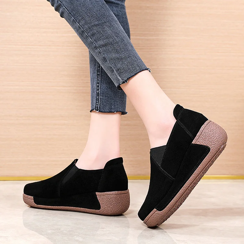 2022 Women Casual Shoes Breathable Fashion Thick Bottom Shoes Women's Platform Loafers Non-slip Hollow Out Comfortable Slip-on