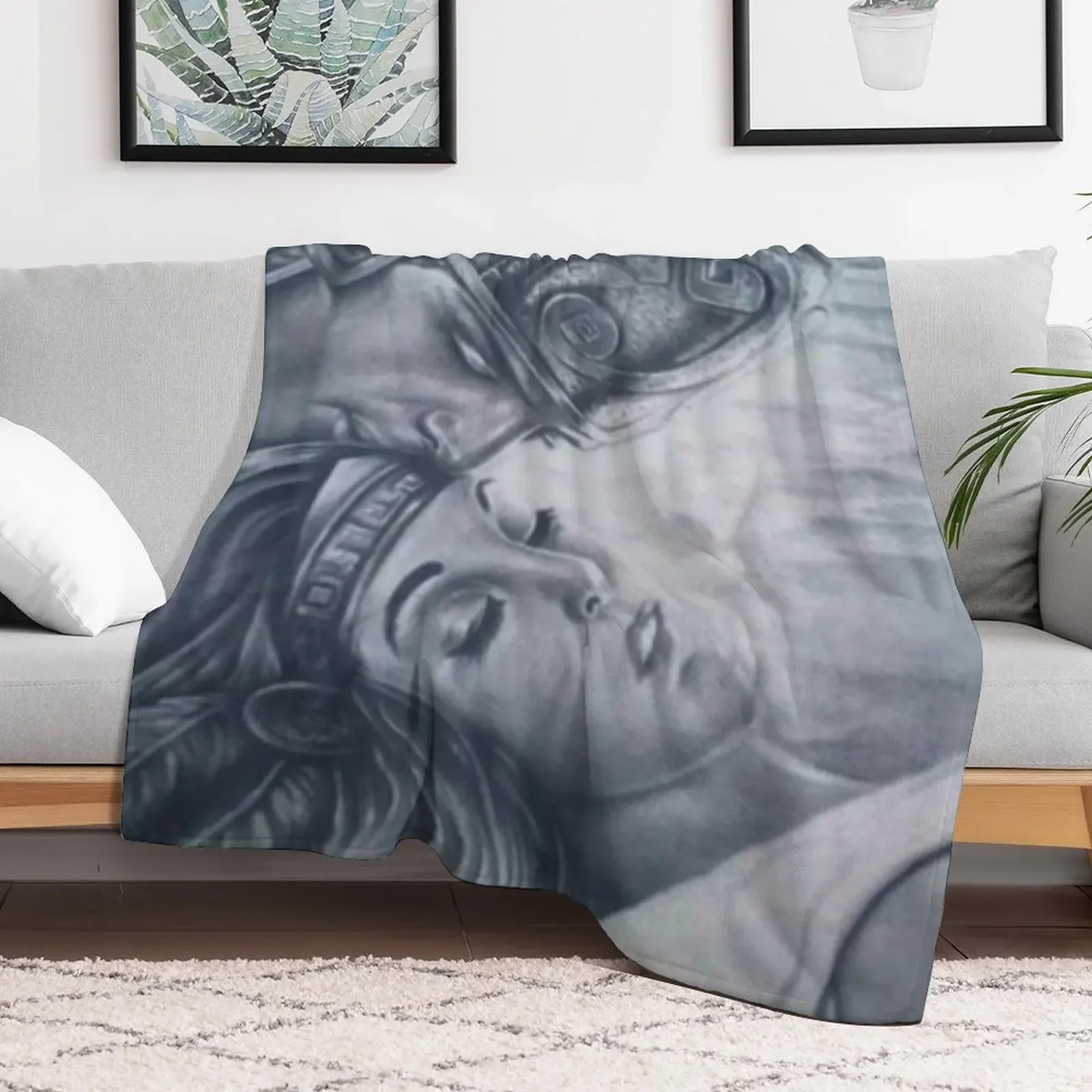 Плед дизайнерский плюшевый