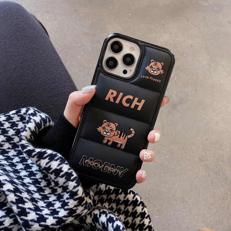 

Cute Tiger Winter Down Jacket 3D The Puffer Soft Cloth Phone Case For iPhone 11 12 13 Pro Xs Max X Xr 7 8 Puls SE Back Cover