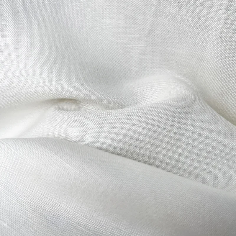 Элегантный женский топ с рукавами-фонариками уменьшающий возраст освежающий