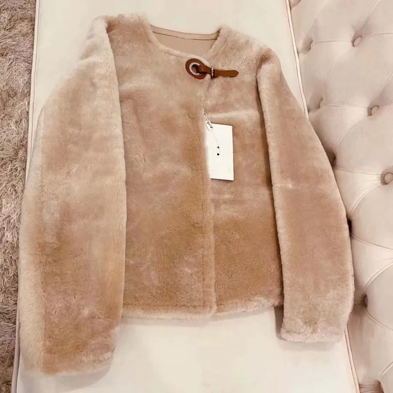 

2022 New Arrival Women Coat Winter Double-Faced Fur Natural Real Sheepskin Genuine Leather Jacket Short Length O-Neck Collar