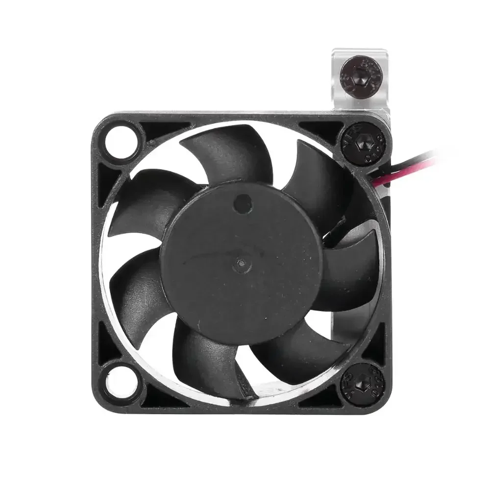 Охлаждающий вентилятор с радиатором двигателя радиоуправляемого автомобиля