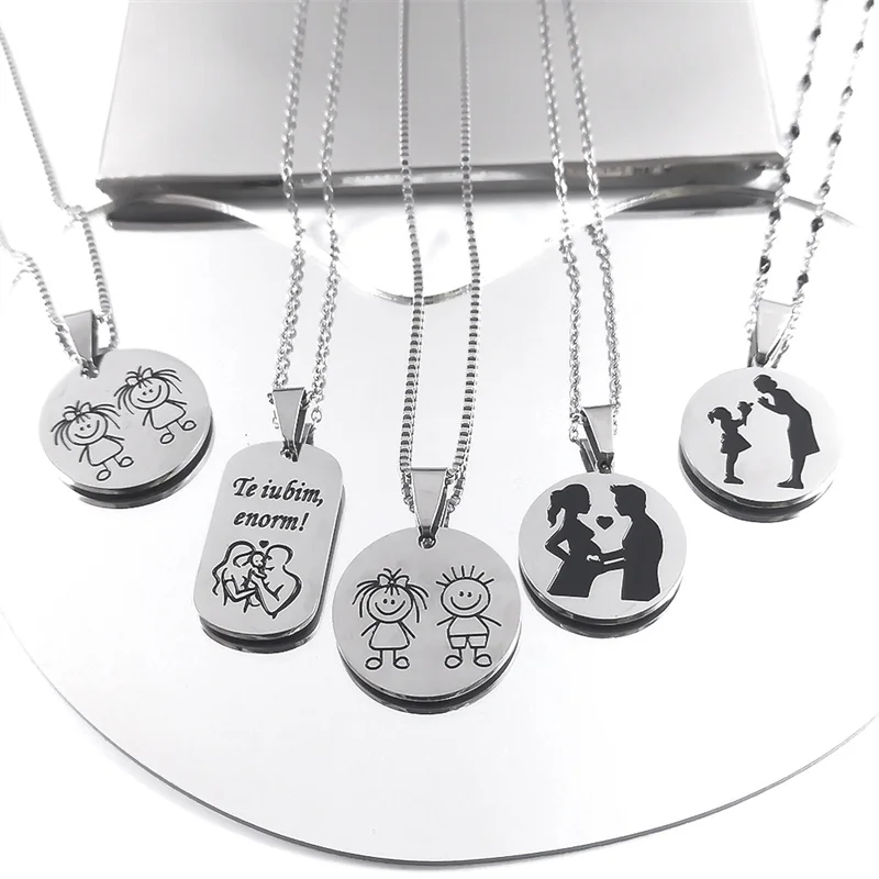 

Lovely Family Heart Pregnant Woman Pendant Necklaces Mom Dad Children Baby Stainless Steel Necklace Jewelry Mother's Day Gift