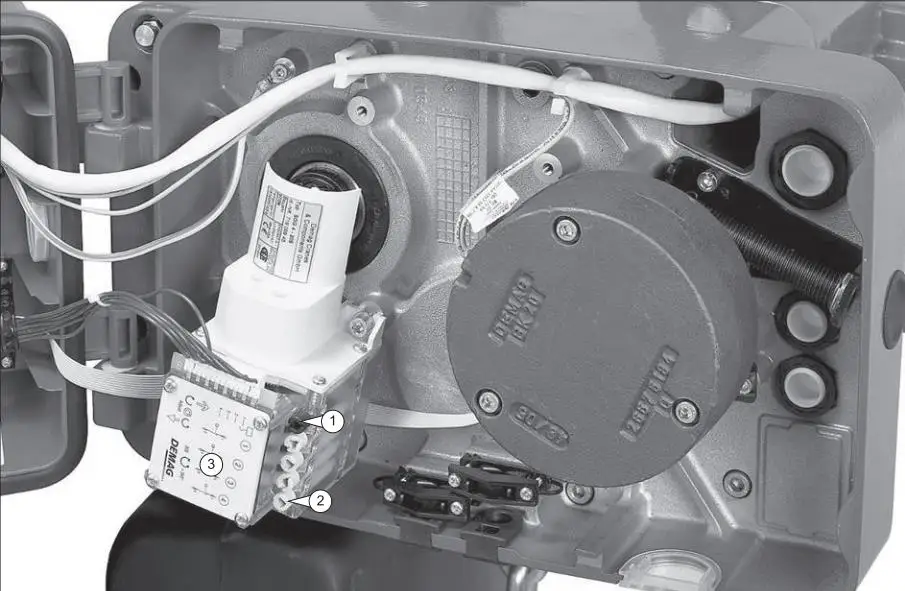 Демаг цепная лебедка DC-PRO 25-5000 подъемная металлическая коробка в наличии