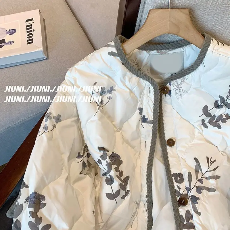 Женская Вельветовая куртка-бомбер с хлопковой подкладкой цветочным принтом