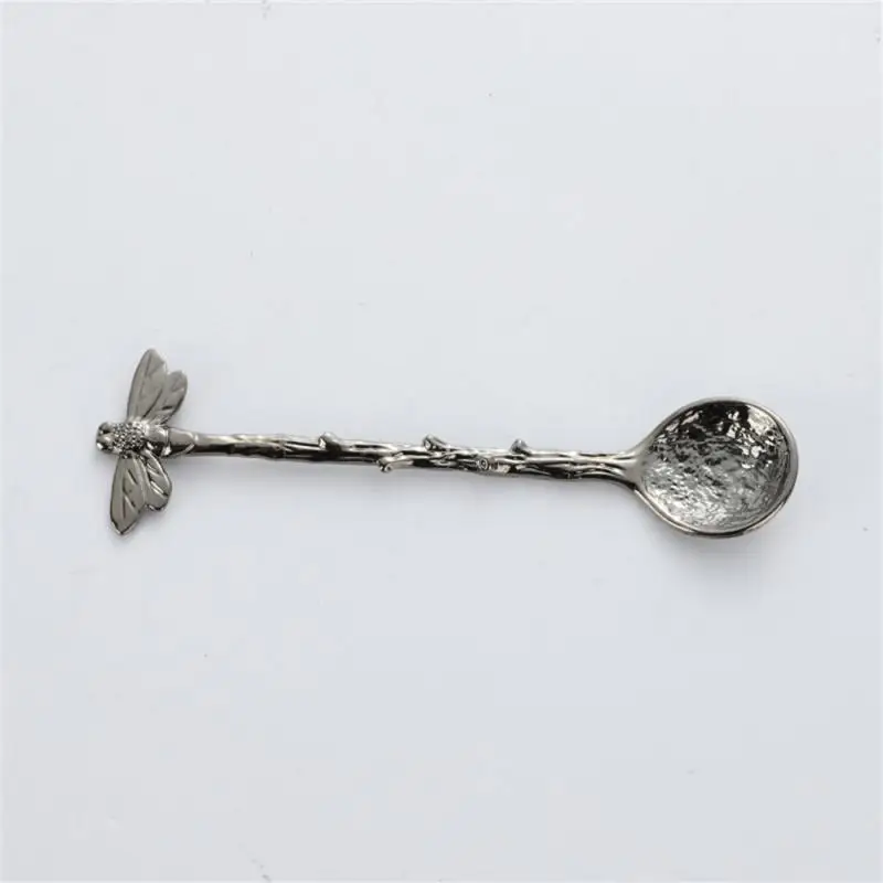 

Hammer Pattern Craft Bee Round Spoon Vintage Pattern Carved Coffee Spoon Polishing Dessert Table Decoration Dessert Spoon