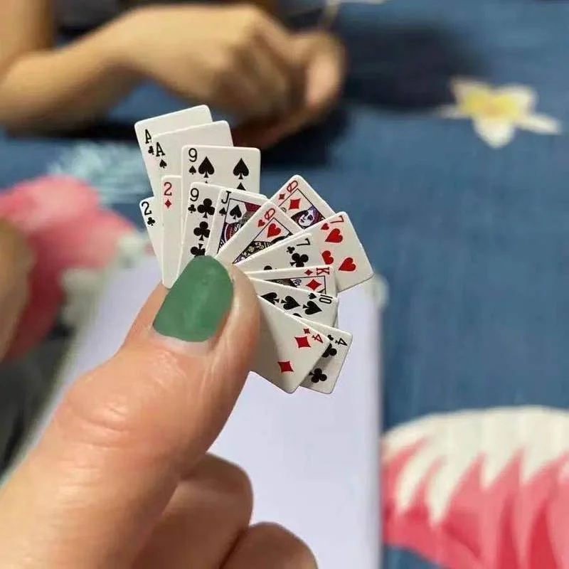 

2Sets Mini Poker Playing Cards 1:12 Cute Miniature Games Funny Doll Toys Dollhouse Accessories