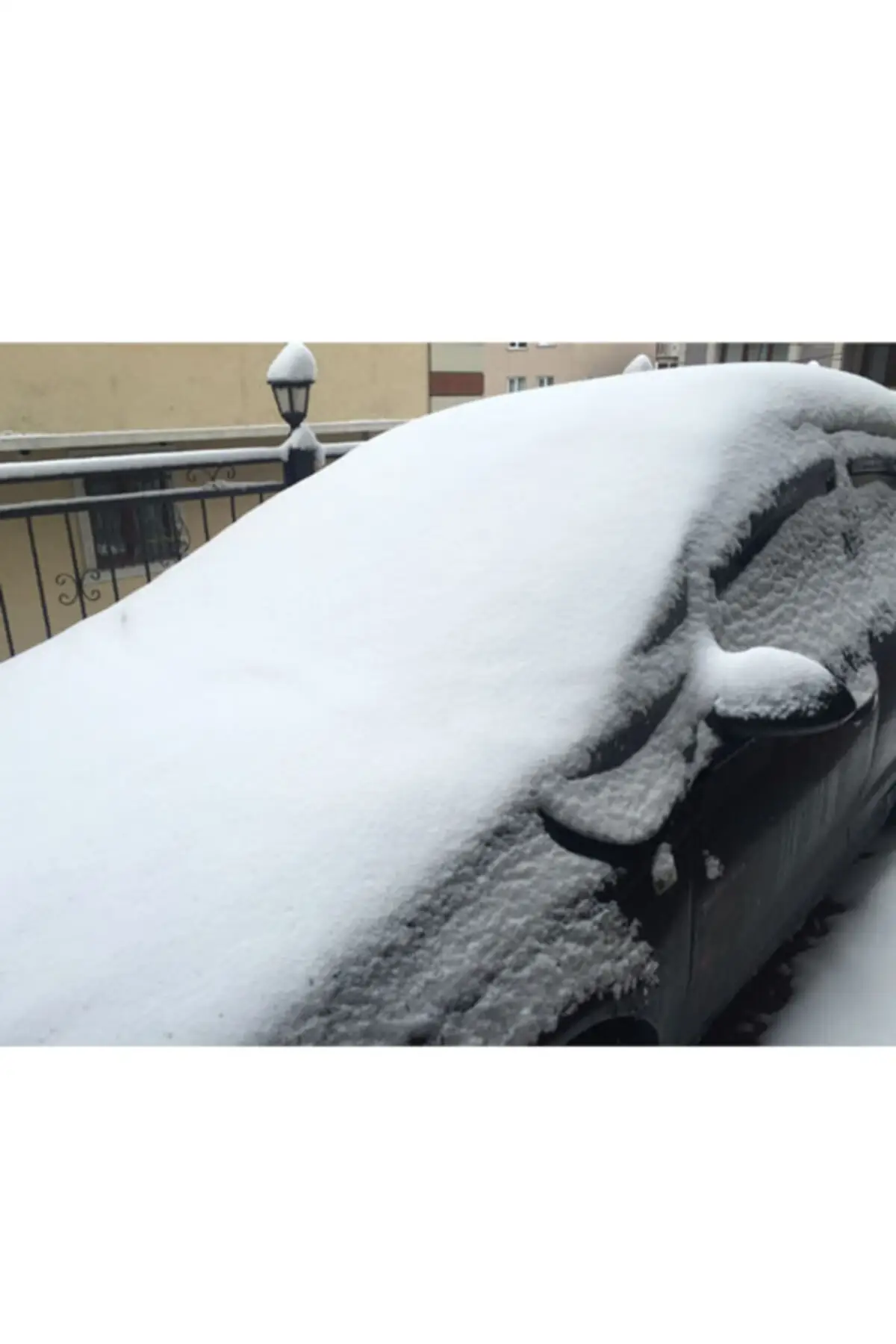 

Auto Windshield Tarpaulin Snow Ice Tape Anti-Icing Ice Protector Waterproof