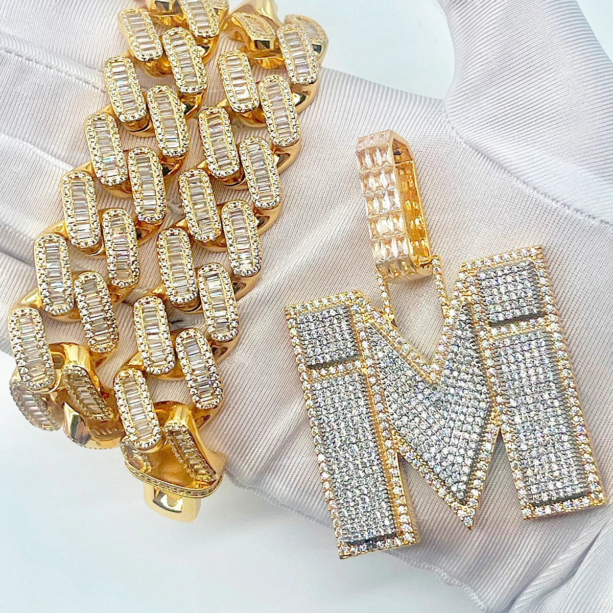 Drip Letter Jewelry Initial Necklace for Women Iced Out Gold Color Pendant Custom Name Plated Hip Hop