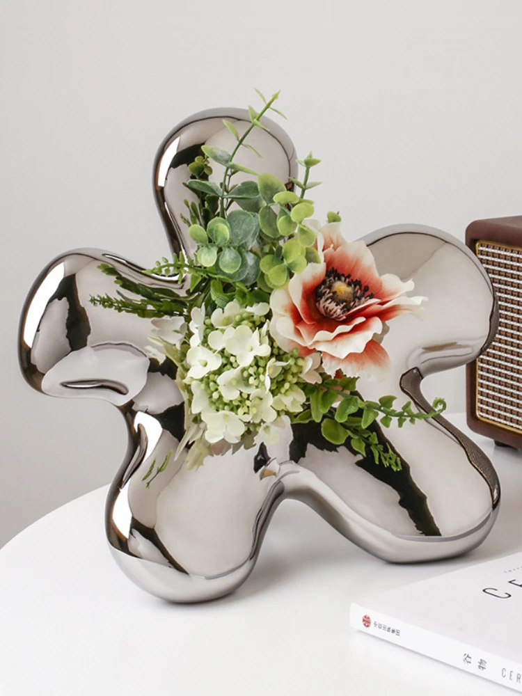 

Посеребренная ваза в поп-стиле, украшение для гостиной, Цветочная композиция, сетка, красный обеденный стол, керамический цветочный набор