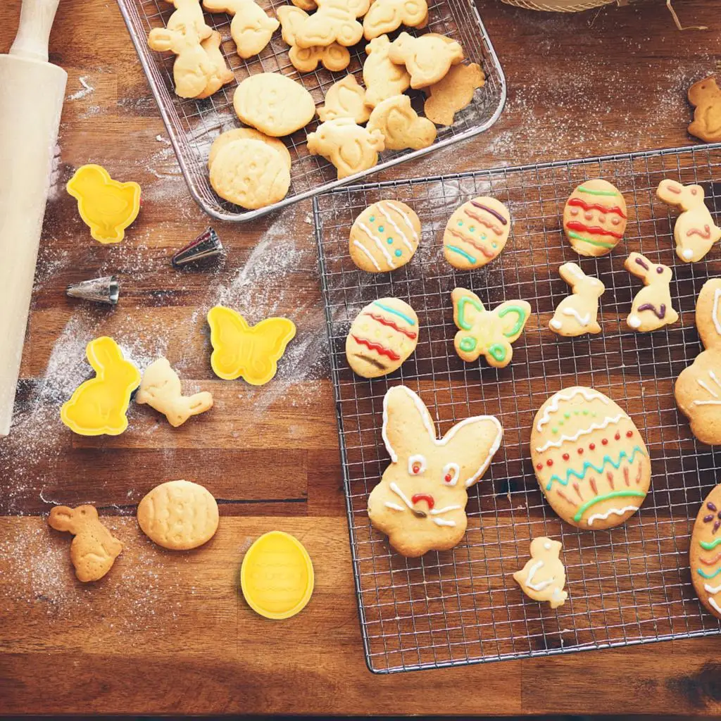 

4Pcs/set DIY Happy Easter Bunny Egg Plastic Baking Mold Kitchen Biscuit Cookie Cutter Pastry Plunger 3D Fondant Cake Decor Tool