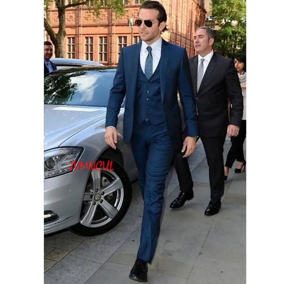 

Navy Men’s Suit Smoking Noivo Terno Slim Fit Easculino Evening Suits For Men Best Man Formal Groom Tuxedos Jacket +Vest +Pants