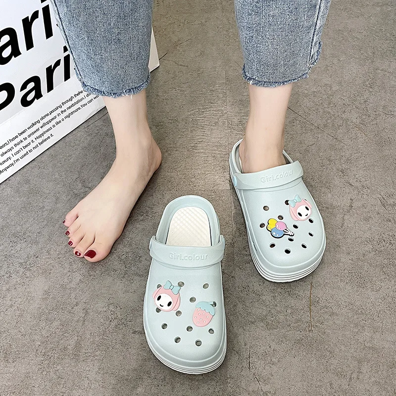 2023 New Fashion Non-slip Charms Clogs Cross Sole Outdoor Women Slippers High Quality Summer EVA Beach Sandals For Girls