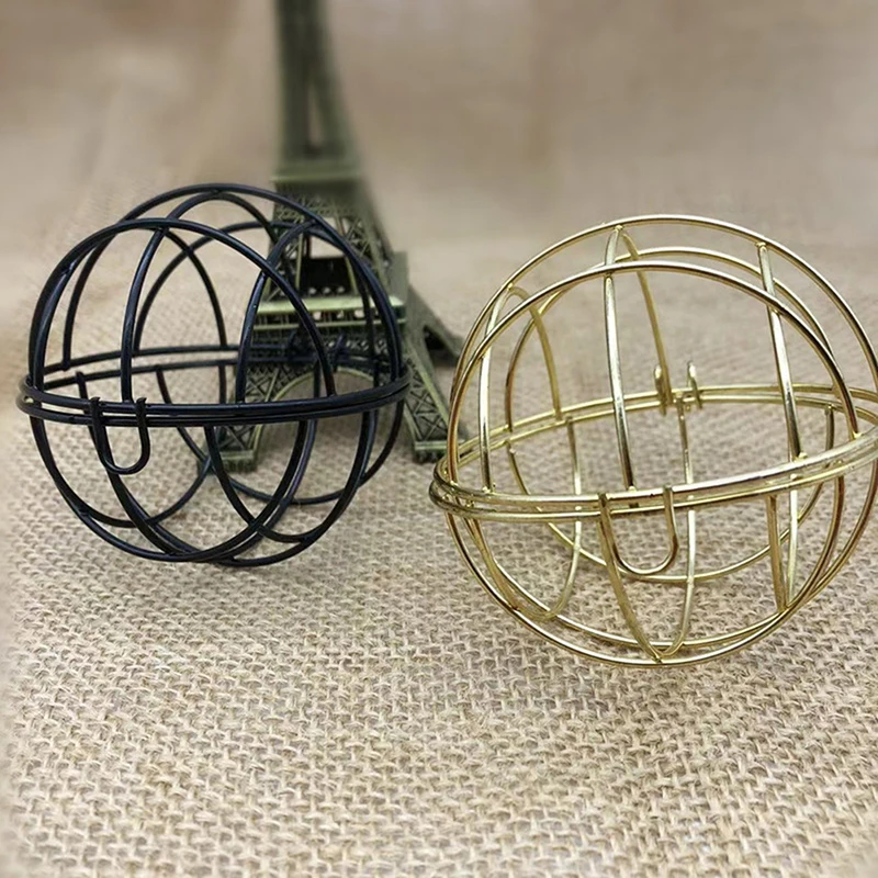 Golden Hollow Bird Cage Round Ball Candy Box Mini Vintage Wedding Candy Box Baby Shower Favor Gift Box Outdoor Bird Cage Feeder