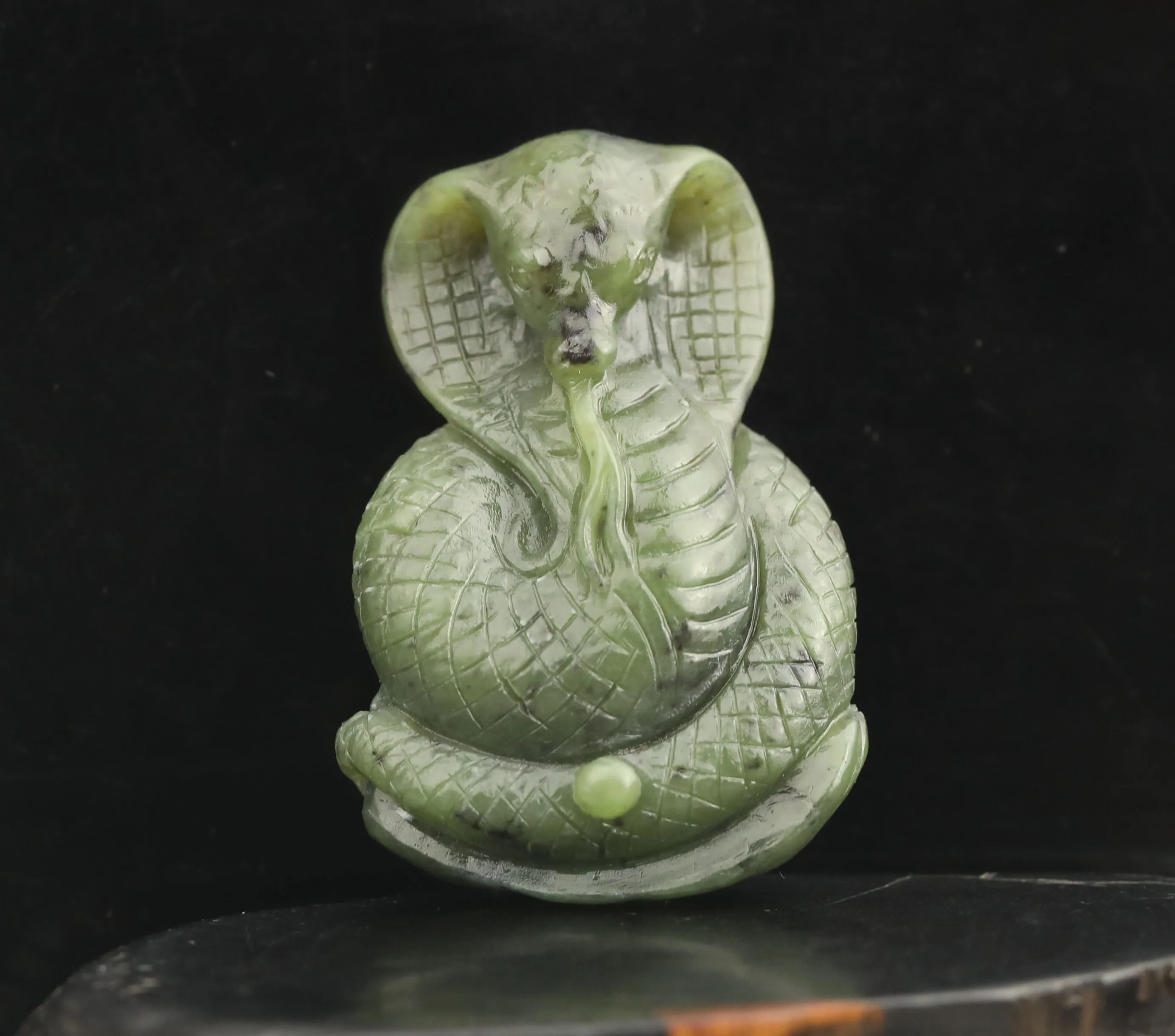 

Old natural hetian jade hand-carved statue snake pendant #6