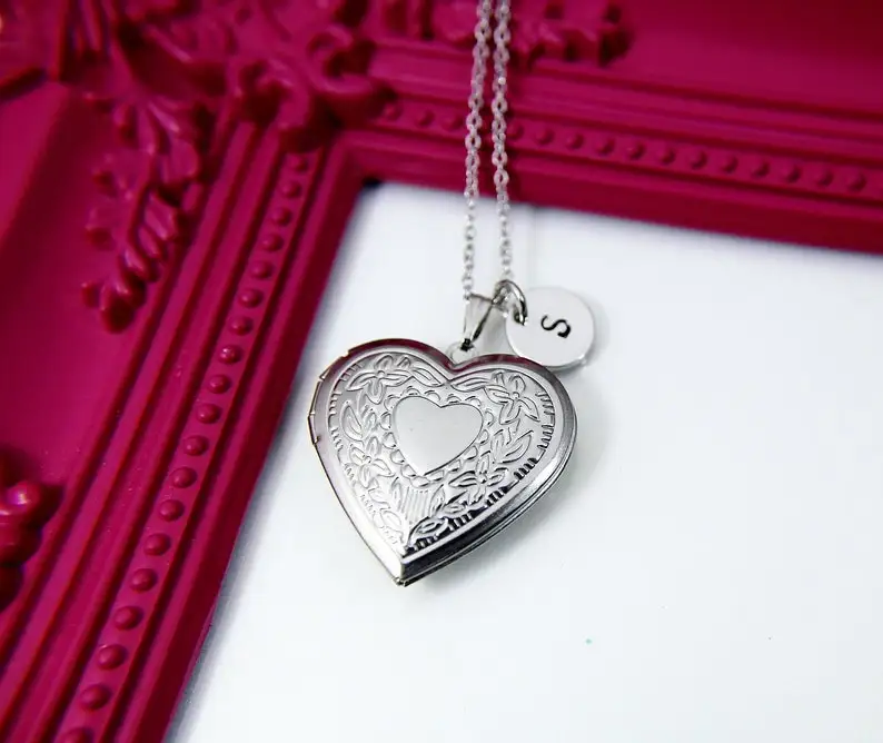 

Best Christmas Gift Silver Heart Flower Locket Pendant Necklace, Love Necklace, Keepsake Photo Frame Charm