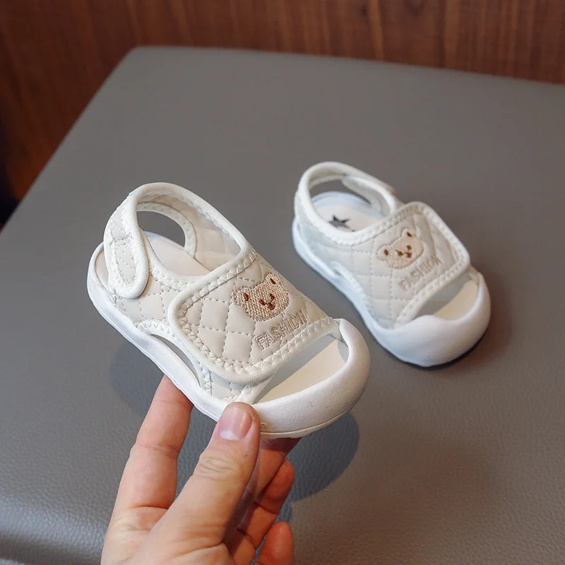 

Children's Boys Sandals Little Bear Embroidery Cute Open Toed Baby Girls Walking Shoes 2023 New Summer Kids Unisex Shoes Korean