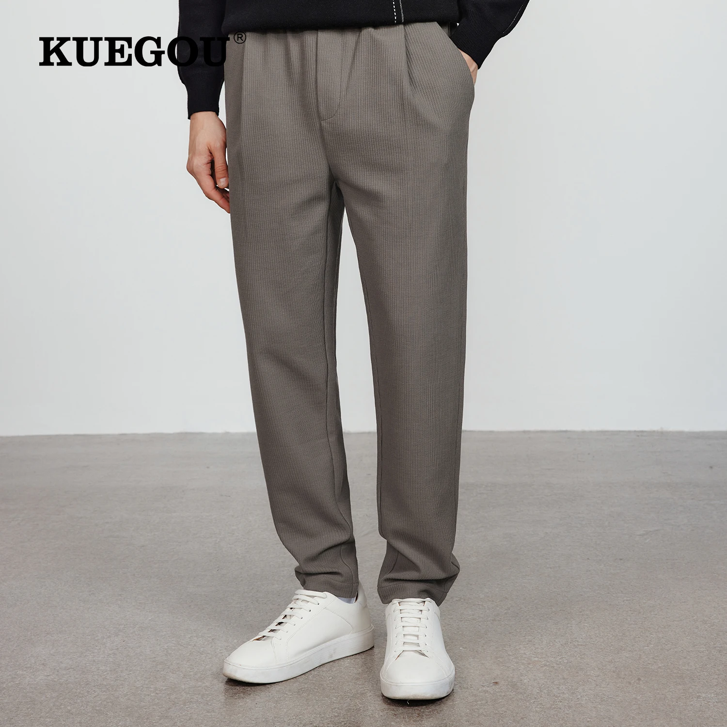 

KUEGOU 2022 Autumn Cotton Solid Black Casual Pants Men Classic Brand New For Male Wear Work Straight Pocket Long Trousers 5222