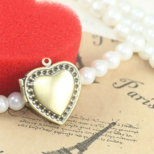 

Wholesale 2pcs ANTIQUE BRONZE 20mm Heart-Shaped Photo Locket Frame Charm&Pendant Accessoties for DIY Necklace Jewelry Making