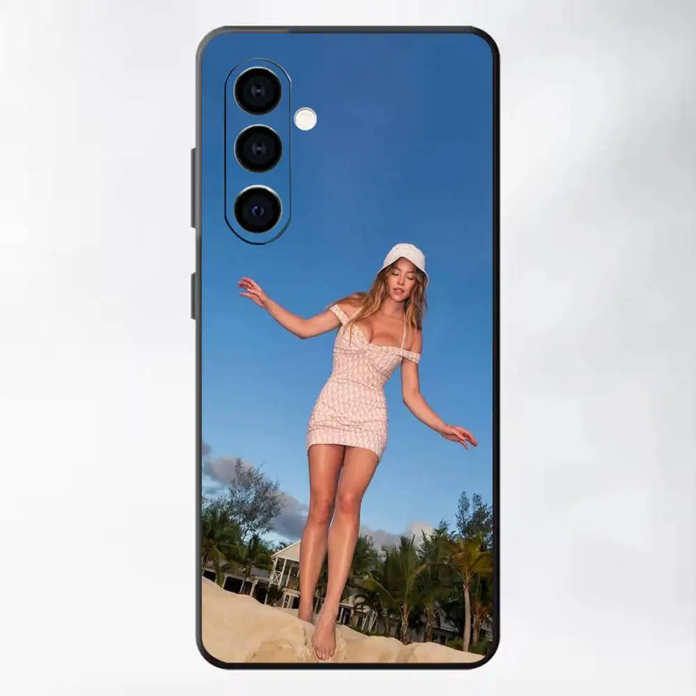 Фото Черный мягкий силиконовый чехол Sweetie SYD S-Sydney для Samsung A73 20,21,22,31,32,52,53,72 №3