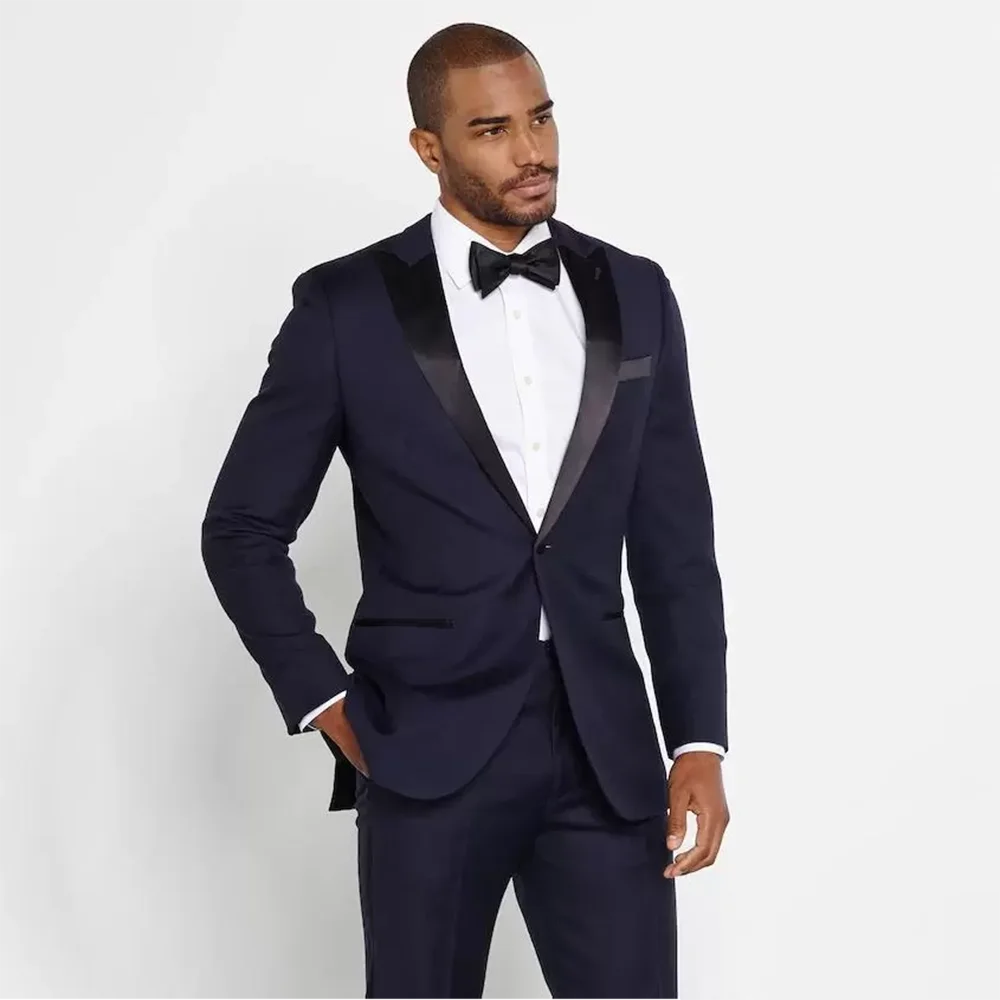 Мужской деловой костюм