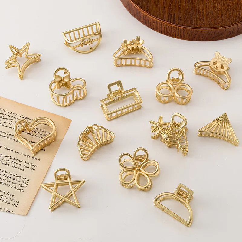 

French Style Gold Small Metal Hair Claw Clip For Woman Female About 4cm Long Geometric Panda Flower Shape Hair Grasping
