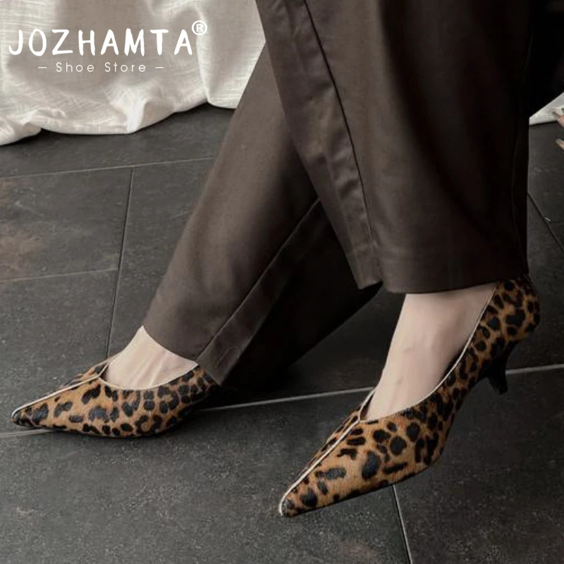 Фото Женские туфли JOZHAMTA из натуральной кожи с конским волосом, размеры 33-40, с острым носком, на среднем каблуке, для офиса, модные, сексуальные, нарядные туфли-лодочки №1